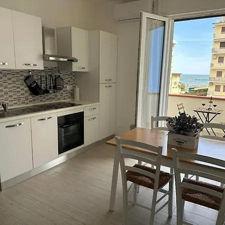 펜션 Incantevole Sul Mare 리도 디 폼포사