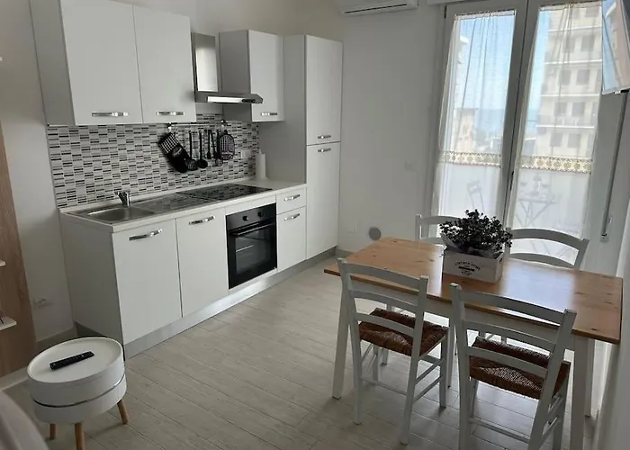 Incantevole Sul Mare * Лидо-ди-Помпоза